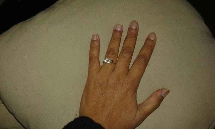 C est officiel je suis fiancée... - 2