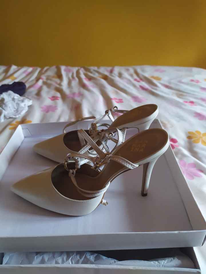 Chaussures - 1