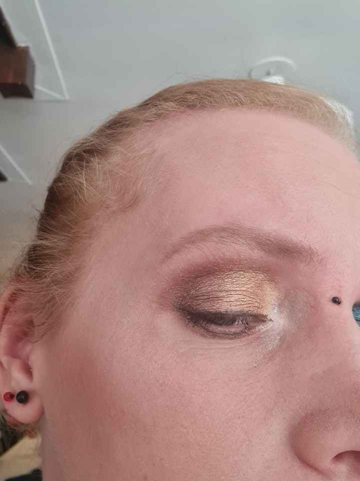 Coiffure/maquillage perdue - 2