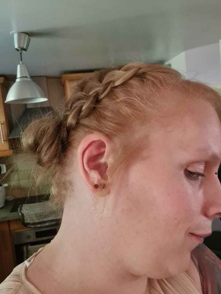 Coiffure/maquillage perdue - 3