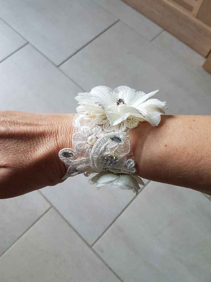 Bracelet pour la mariée - 1