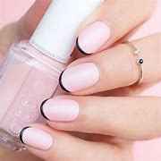Verni french ou en couleur pour vous les filles ? 1