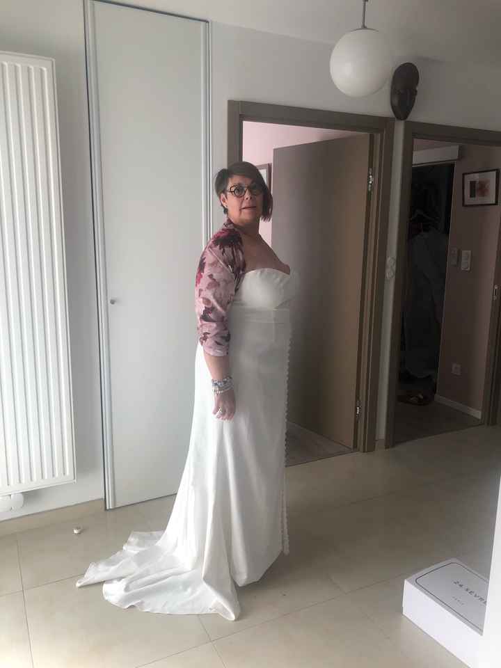 As-tu prévu de changer de robe dans la soirée ? - 2
