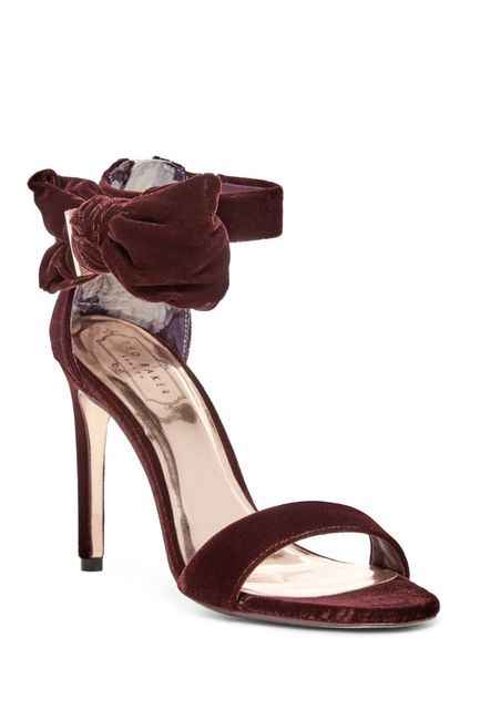 Tu es adeptes du talon à + ou - de 5 cms ? 👠 - 1