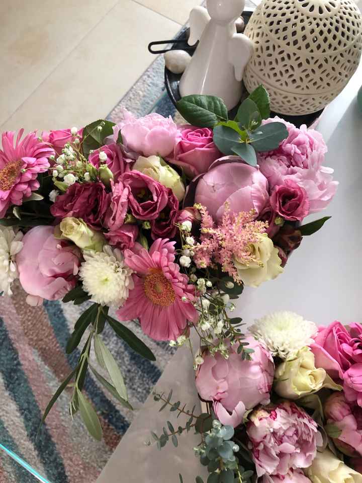 Fleurs prêtes pour mariage jeudi - 5