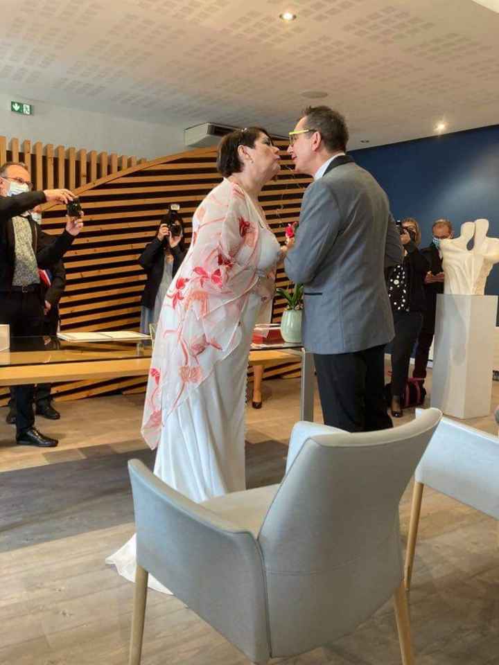 Après le "Oui je le veux" : Bisous ou gros câlins ? - 1