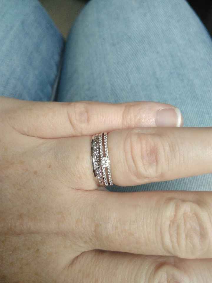 Alliance +bague de fiançailles ? - 1