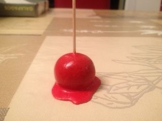 Marque place pomme d'amour en fimo