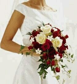 10 bouquets de mariée rouges - 1