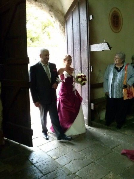 entrée dans l'eglise