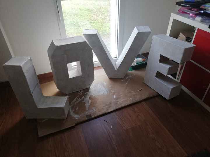 Lettres géantes - 1