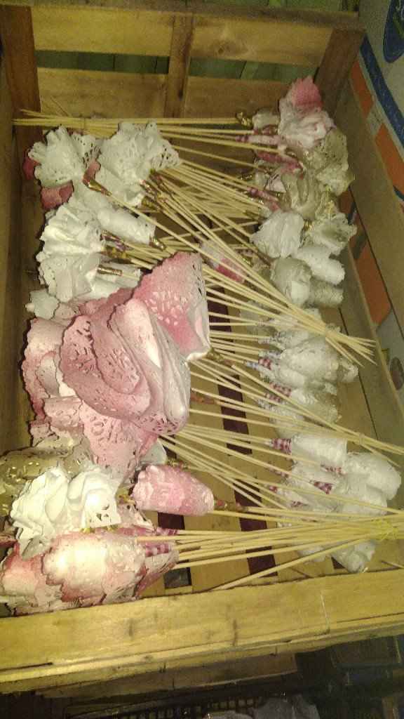 Fleurs en papier dentelle - 2