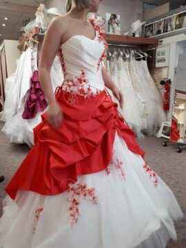 Où faire des essayages de robes de couleur en Alsace ? - 1