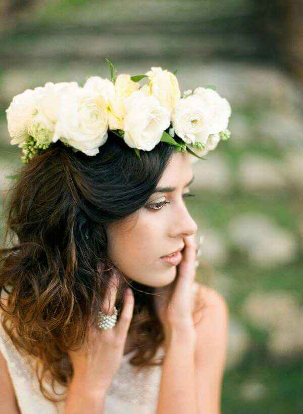 Roses....cheveux. ..jolies coiffures. .. - 11