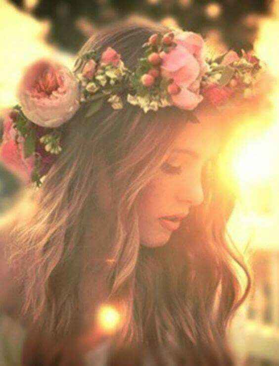 Roses....cheveux. ..jolies coiffures. .. - 17