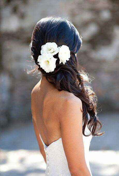 Roses....cheveux. ..jolies coiffures. .. - 19