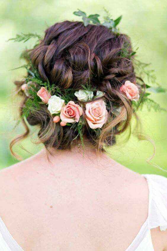 Roses....cheveux. ..jolies coiffures. .. - 23