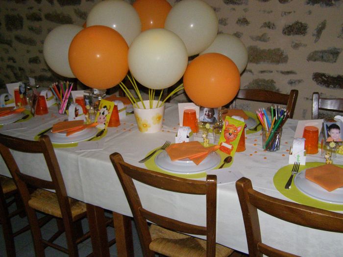 Idée de décoration pour la table des enfants !!