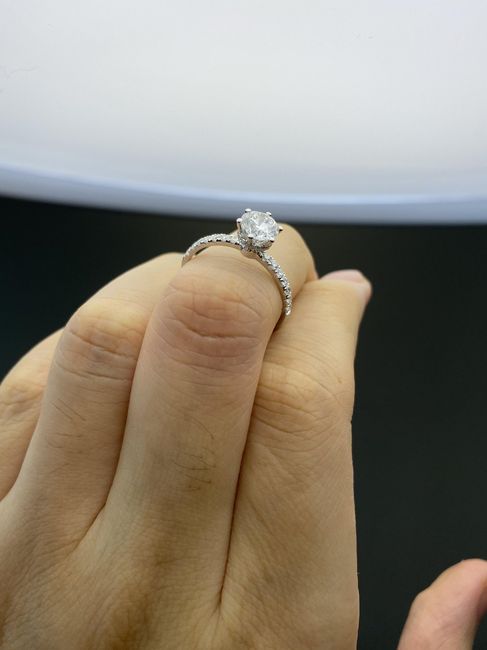 Recu ma bague de fiancialle en diamant (synthétique), ravie et une belle economie ! - 5