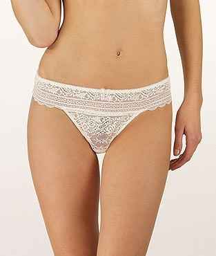 La lingerie de Mariage Etam Lingerie
