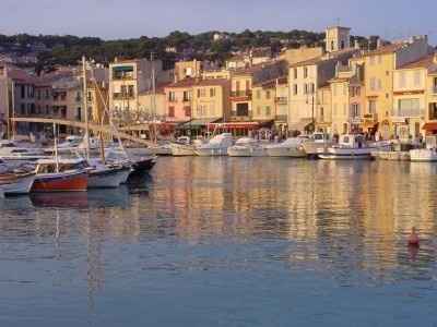 Le port de cassis