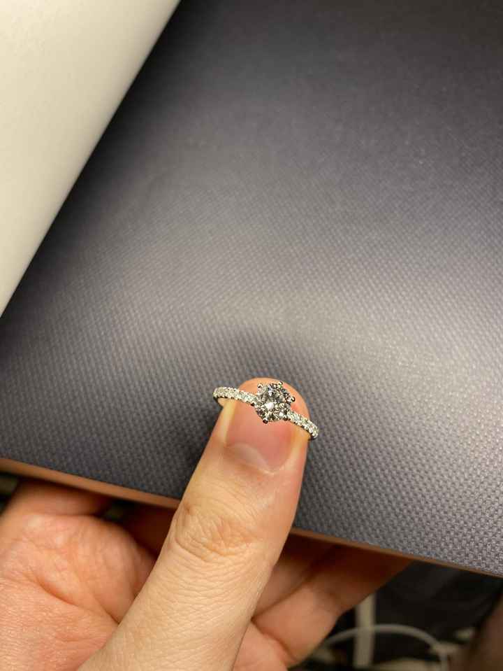 Recu ma bague de fiancialle en diamant (synthétique), ravie et une belle economie ! - 1