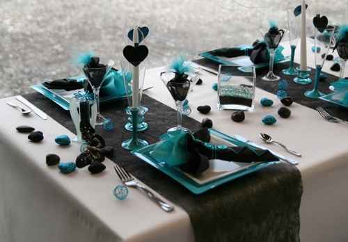 Idée de décoration pour une table turquoise et noire!!