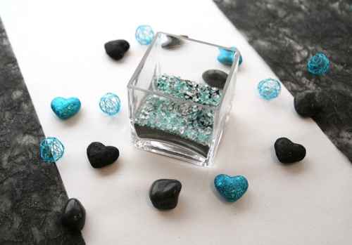 Idée de décoration pour une table turquoise et noire!!