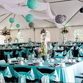 Idée de décoration pour une table turquoise et noire!!