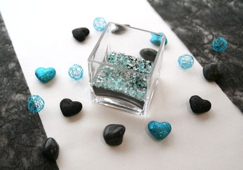 Idée de décoration pour une table turquoise et noire!!
