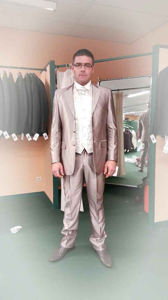 Costume de mr choisit et mme aussi ...vos avis ? - 1