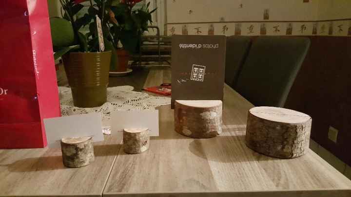 Carton menu et son présentoir ainsi que marque place - 2