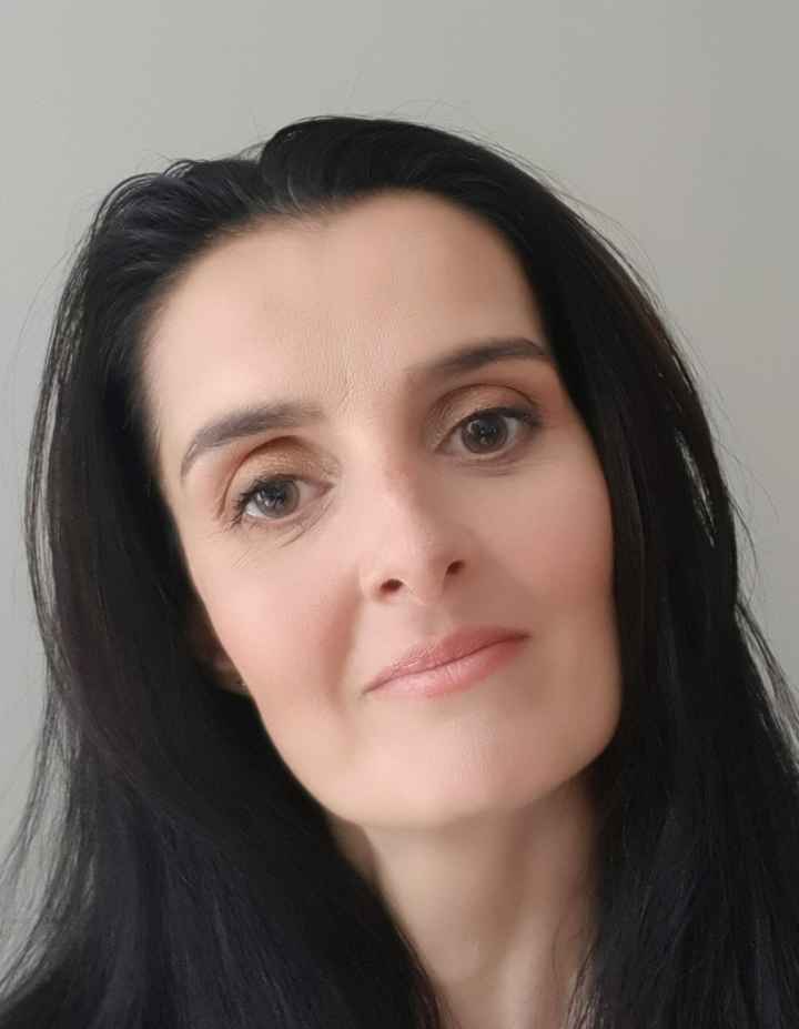 Deuxième essais de maquillage et manicure. - 1