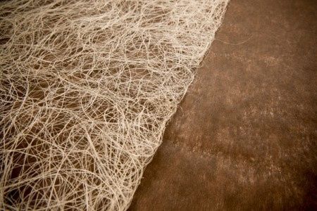 nappe marron chemin tréssé fibre naturelle