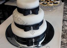 weeding cake