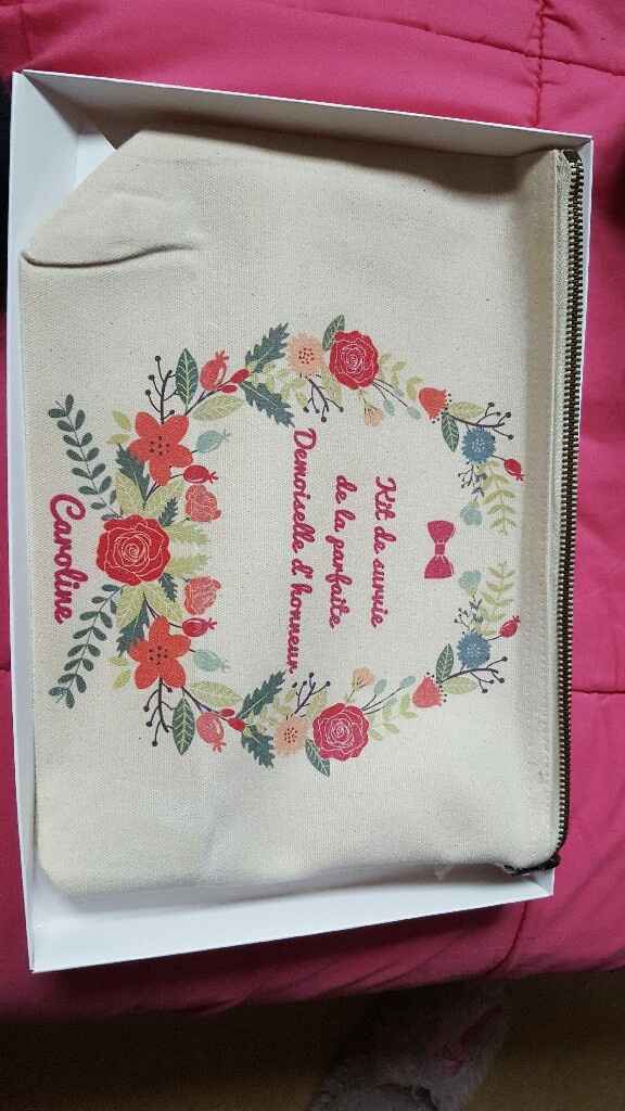 Trousse pour les kit de suivie des demoiselles d'honneur - 1