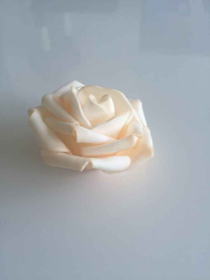 Rose en mousse aliexpress - 2