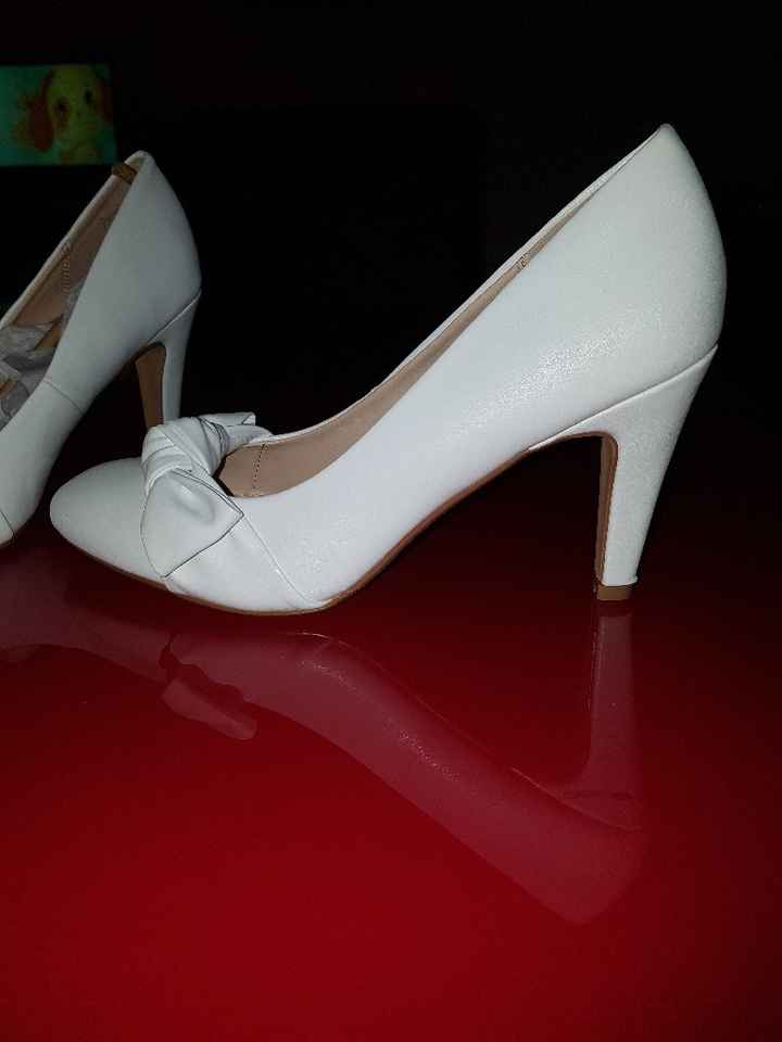  Chaussures trouvées !!! - 1