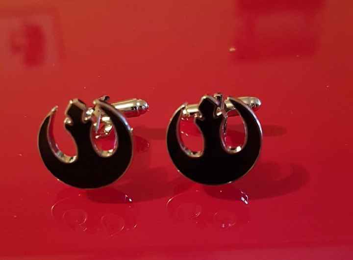 Les boutons de manchette de monsieur - 1