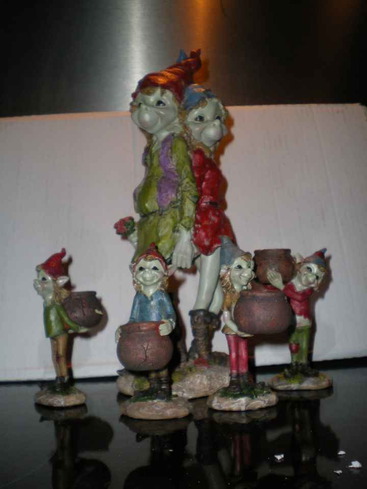 Figurines pixies