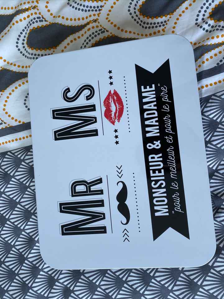 Vas-tu graver des objets avec le titre : Mr & Me ? - 1