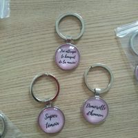 Idée cadeau dh et témoins et pr fille qui attrape le bouquet - 2