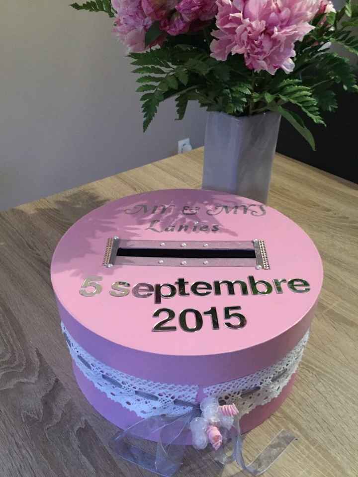 Urne et livre d'or - 1