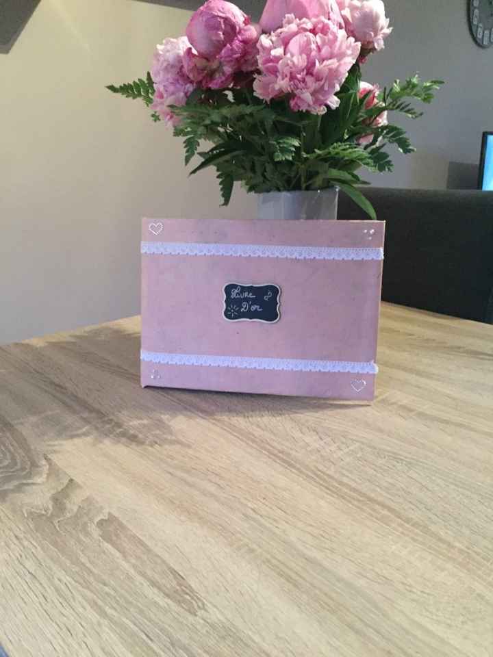 Urne et livre d'or - 2