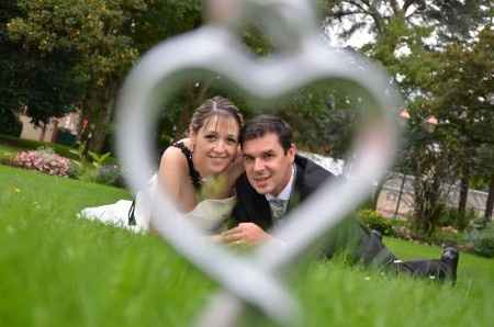 Dans la figurine de notre wedding cake !