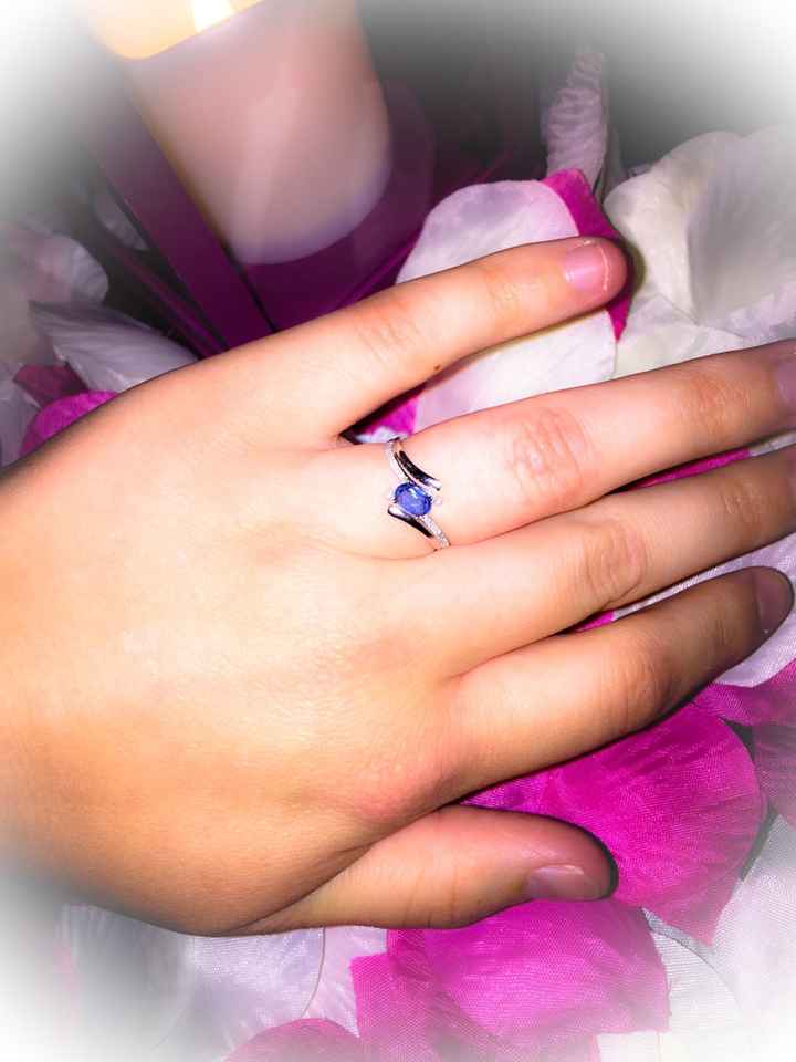 Avez-vous publié une photo de votre bague de fiançailles ? - 1