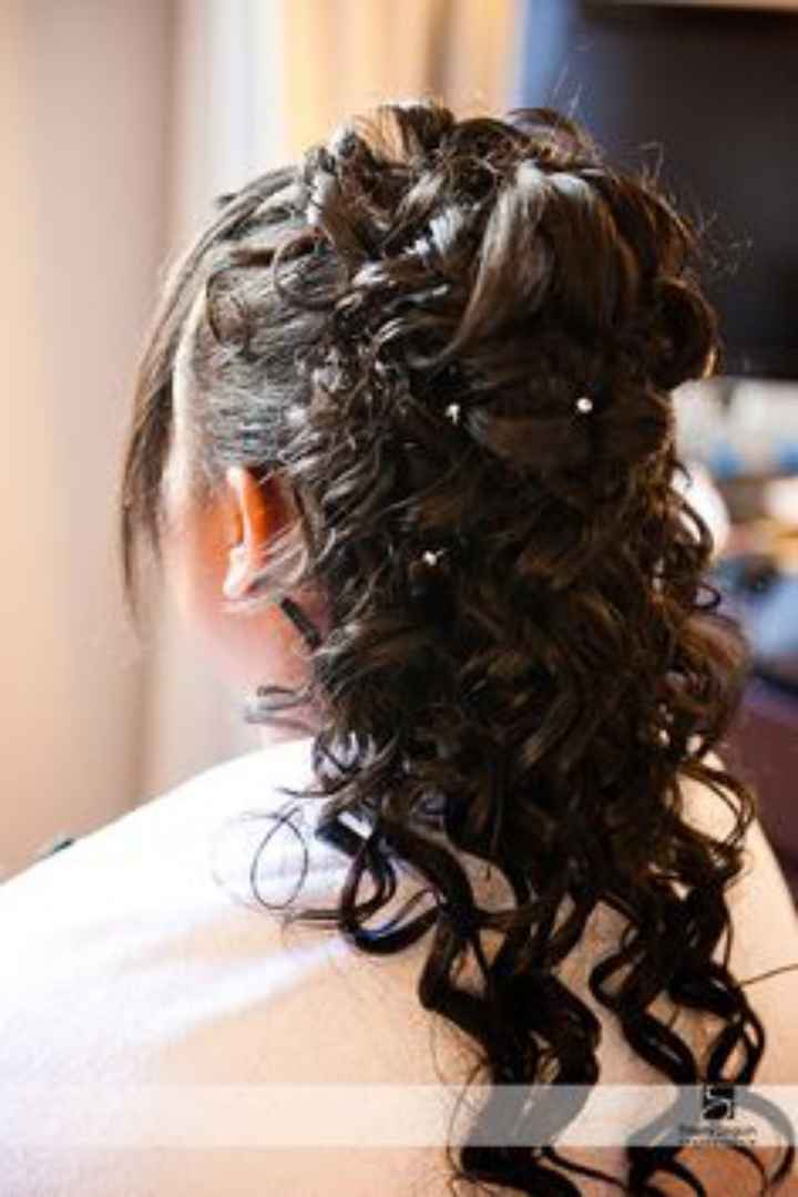 Coiffure mariée cheveux mi-longs - 1