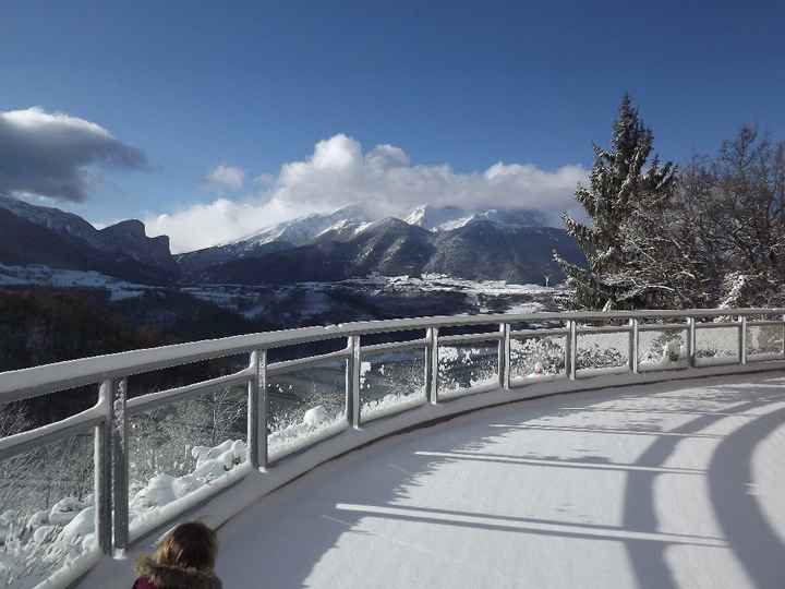 La terasse de la salle en plein  hiver 
