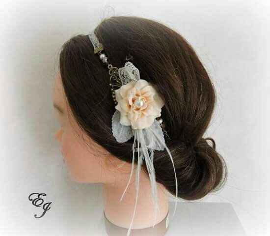 Changement de bijoux de tête (merci ma soeur d'amour - 1