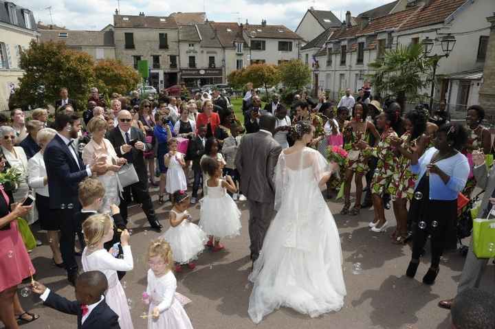 sortie de la mairie